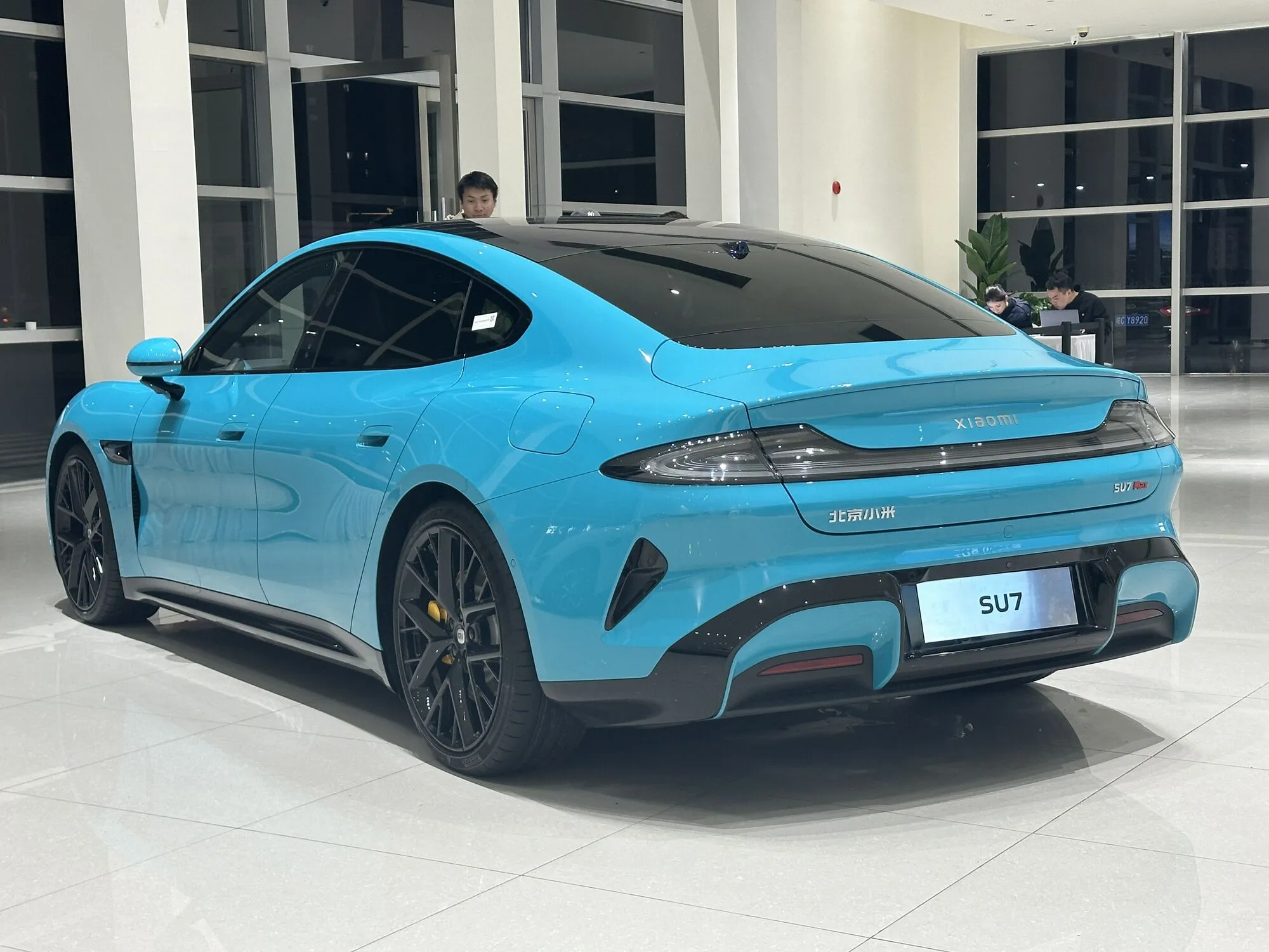 Xiaomi SU7.