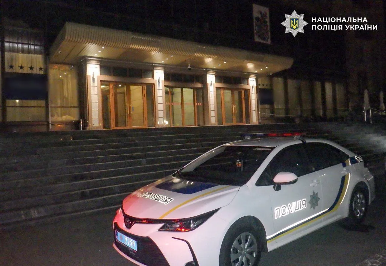 Подія сталась у готелі на Печерську.