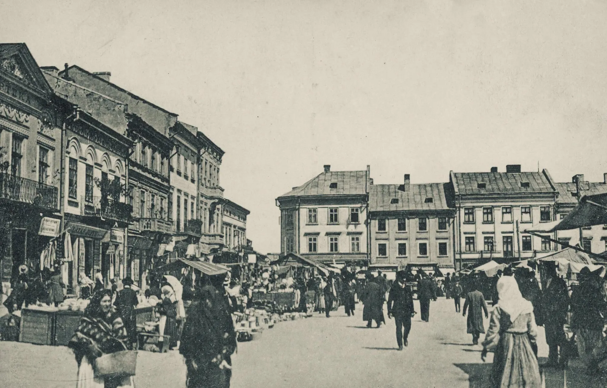 Стара ринкова площа в Тернополі.