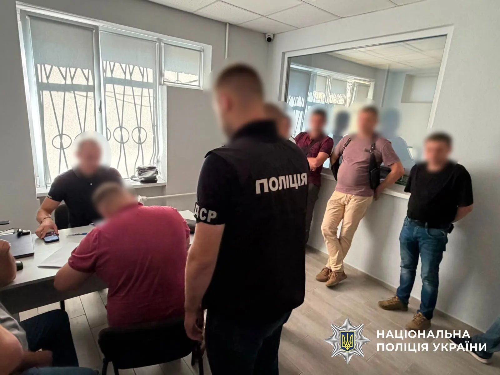 П’ятьом працівникам ТЦК оголосили підозри.