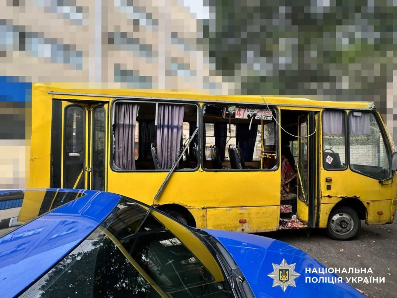 Росіяни вдарили по автобусу