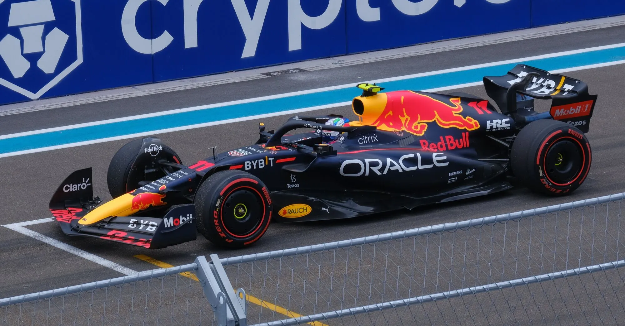 Red Bull RB18.