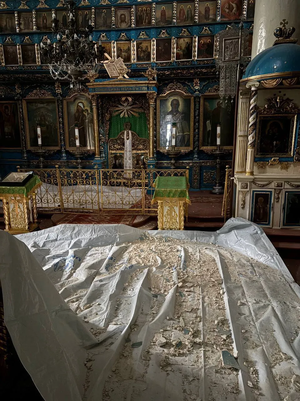 Росіяни пошкодили одразу кілька храмів.