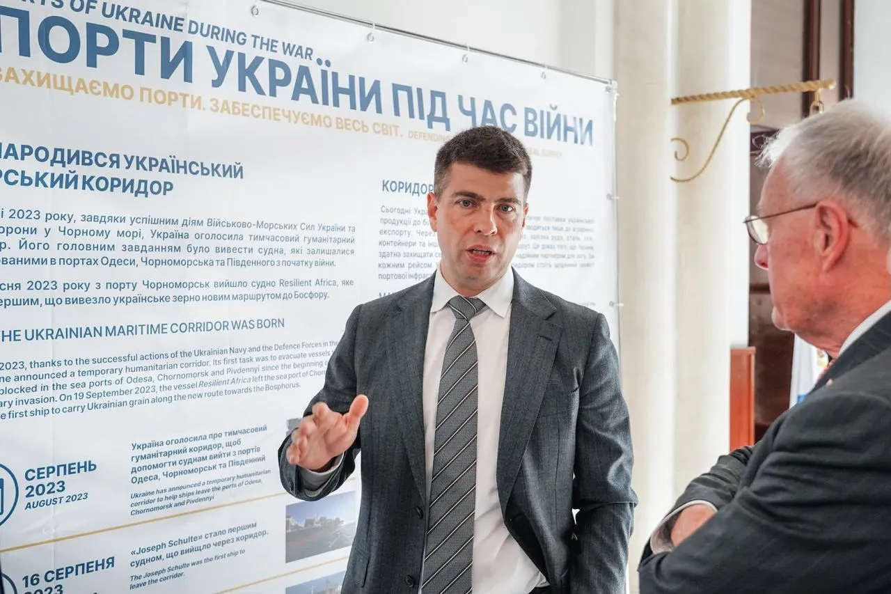 Американская сторона ознакомилась с тем, как работает Одесский порт в условиях полномасштабной войны.