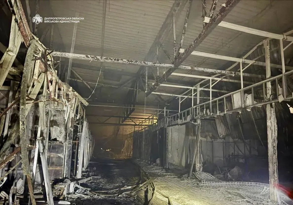 Россия нанесла удар по ТРЦ в Кривом Роге.