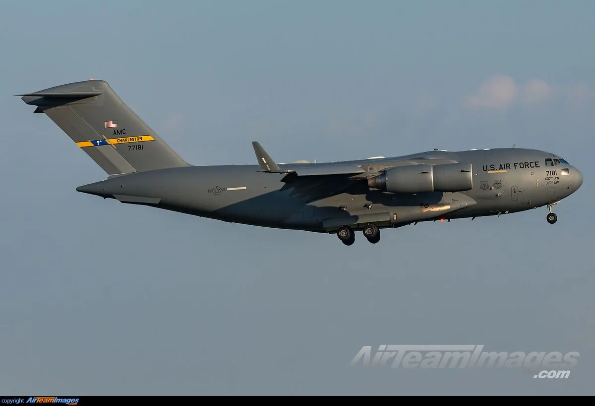 Самолет C-17 Globemaster III