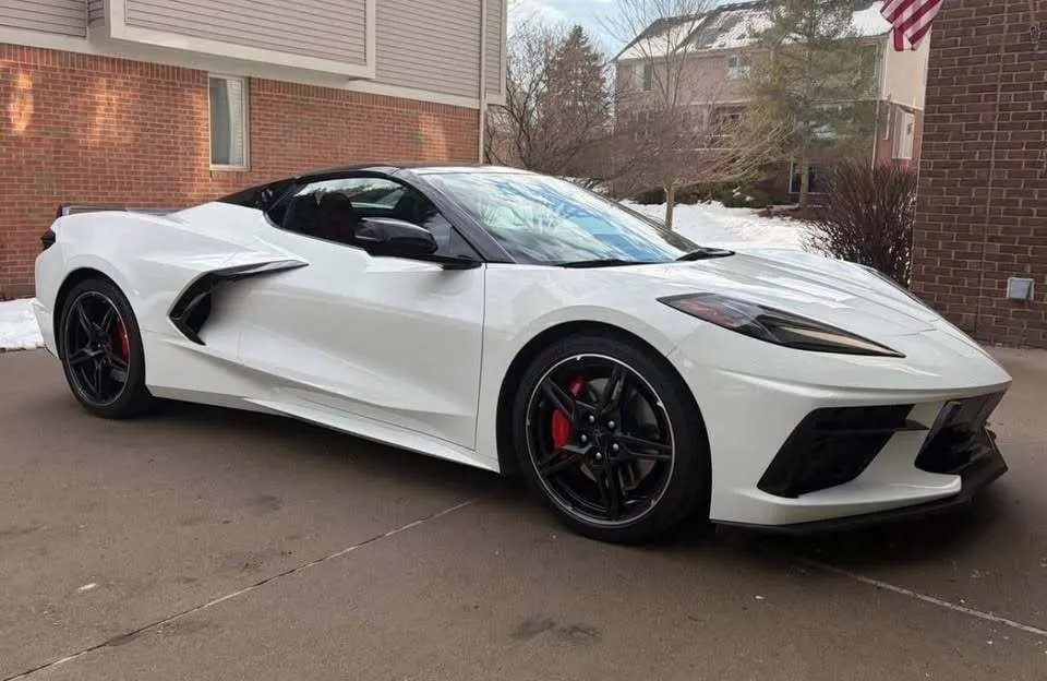 Chevrolet Corvette.