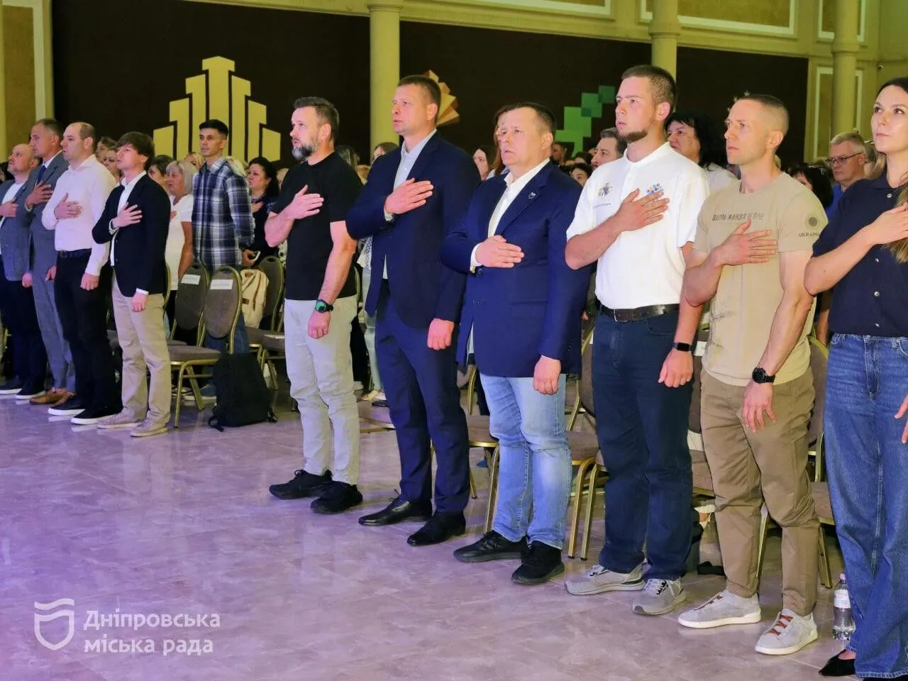 У Дніпрі провели великий освітній форум за участю представників держави, міста та педагогів