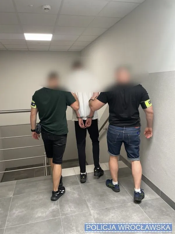 В Польше пассажир ударил водителя-белоруса, услышав «восточный акцент».