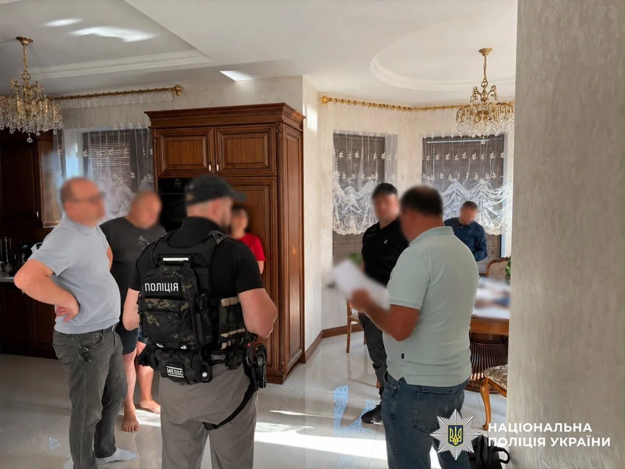 В Киевском облсовете раскрыли схему на 3 млн грн: родственники депутатов "освоили" помощь нуждающимся