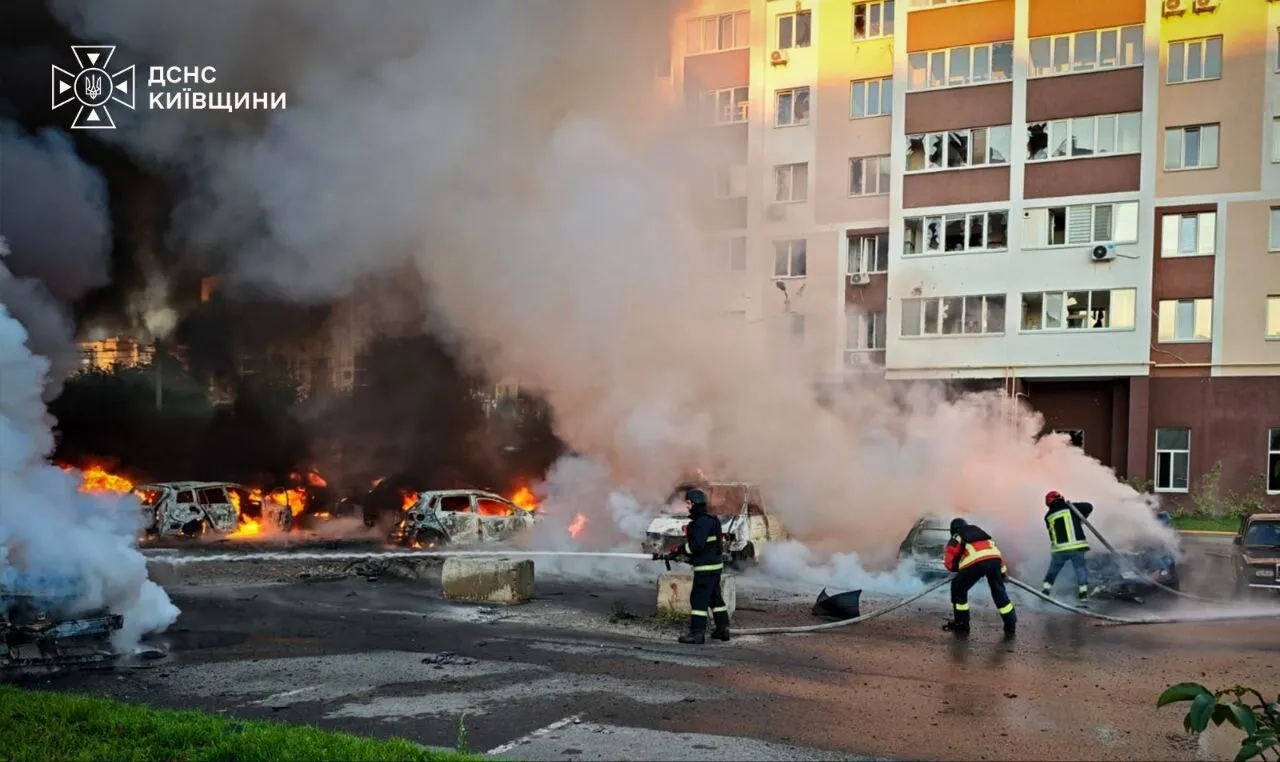 Горели автомобили