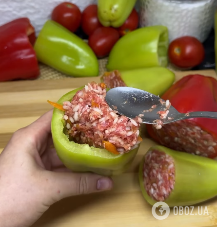 Викладаємо начинку в перці