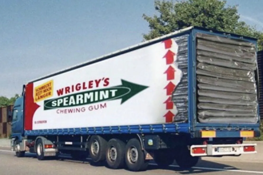 Найбільше в рекламі жуйок прославилася компанія “Wrigley”.