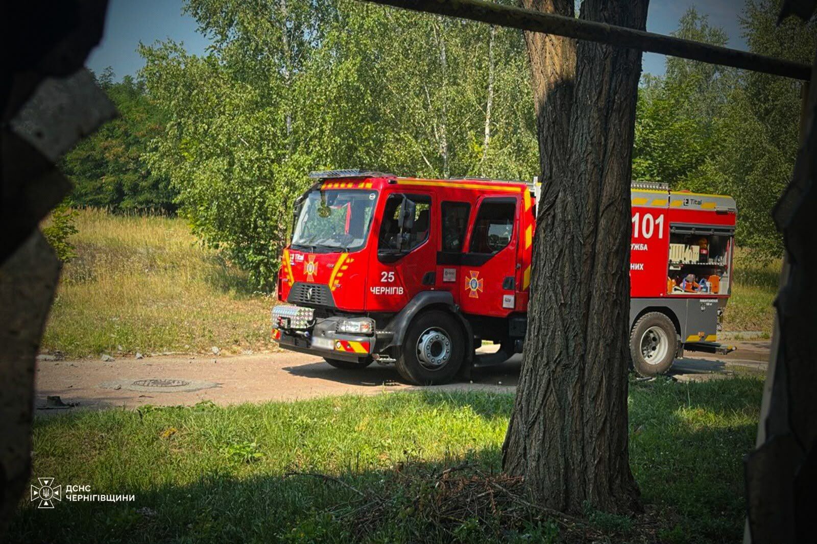 Рятувальники ліквідували наслідки ворожого обстрілу.