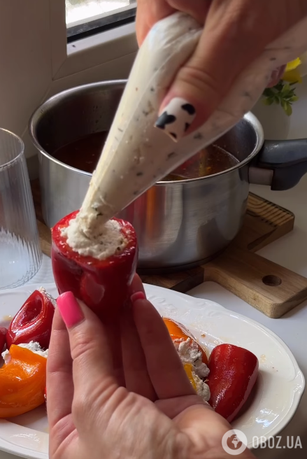 Наполняем перцы начинкой