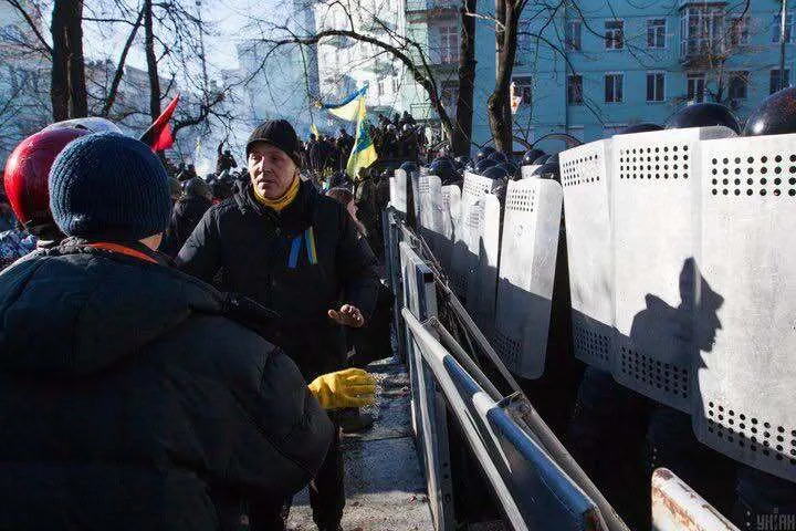 Андрій парубій на Майдані.