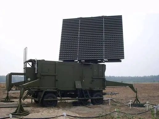 ДРЛ-27 комплекса радиолокационной системы посадки самолётов РСП-27.