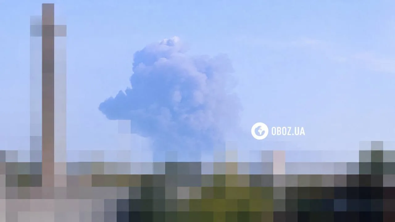 Произошёл масштабный пожар в складских помещениях в селе Погребы.