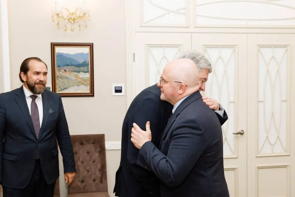 Порошенко зустрівся із Головою Комітету у закордонних справах Сейму Польщі