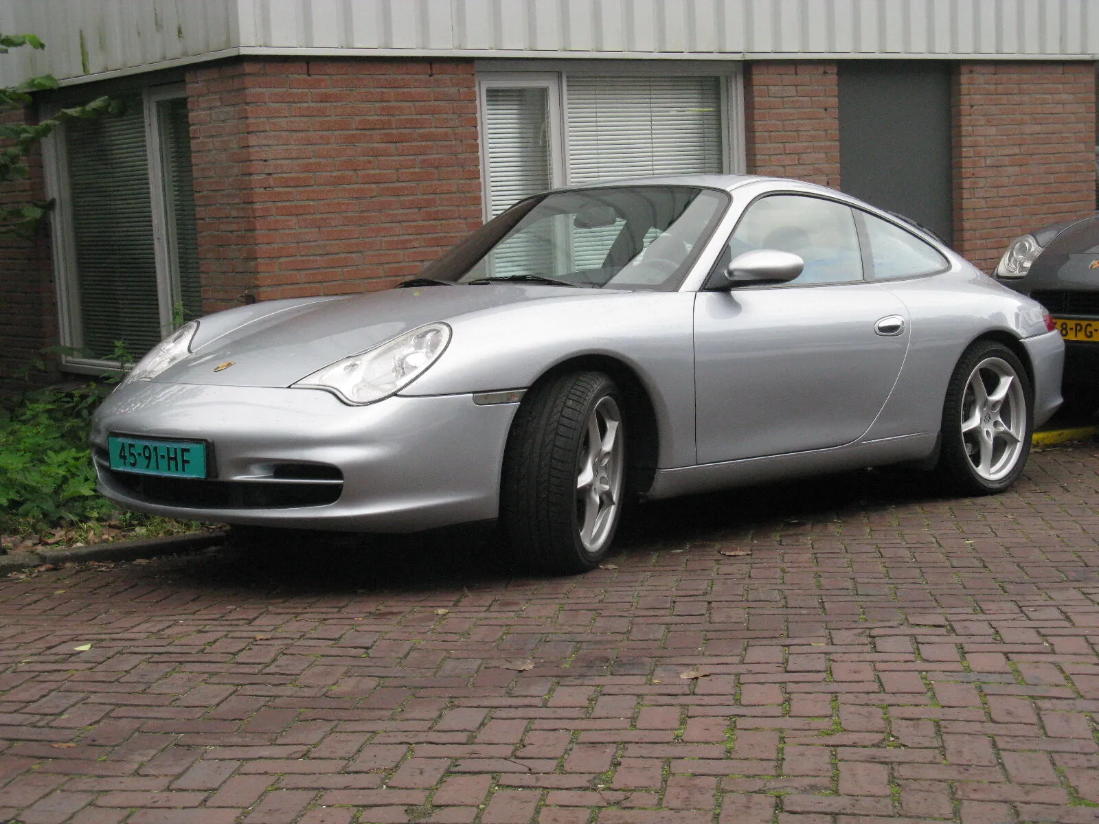 Porsche 911.