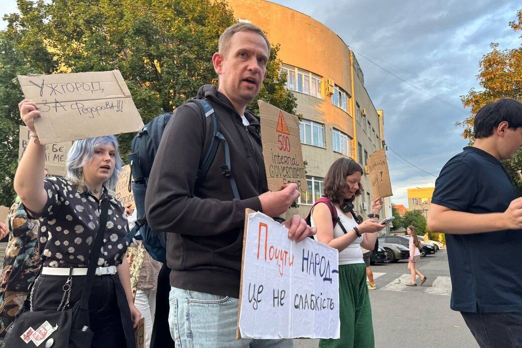 Митинги в поддержку Федорова в Ужгороде