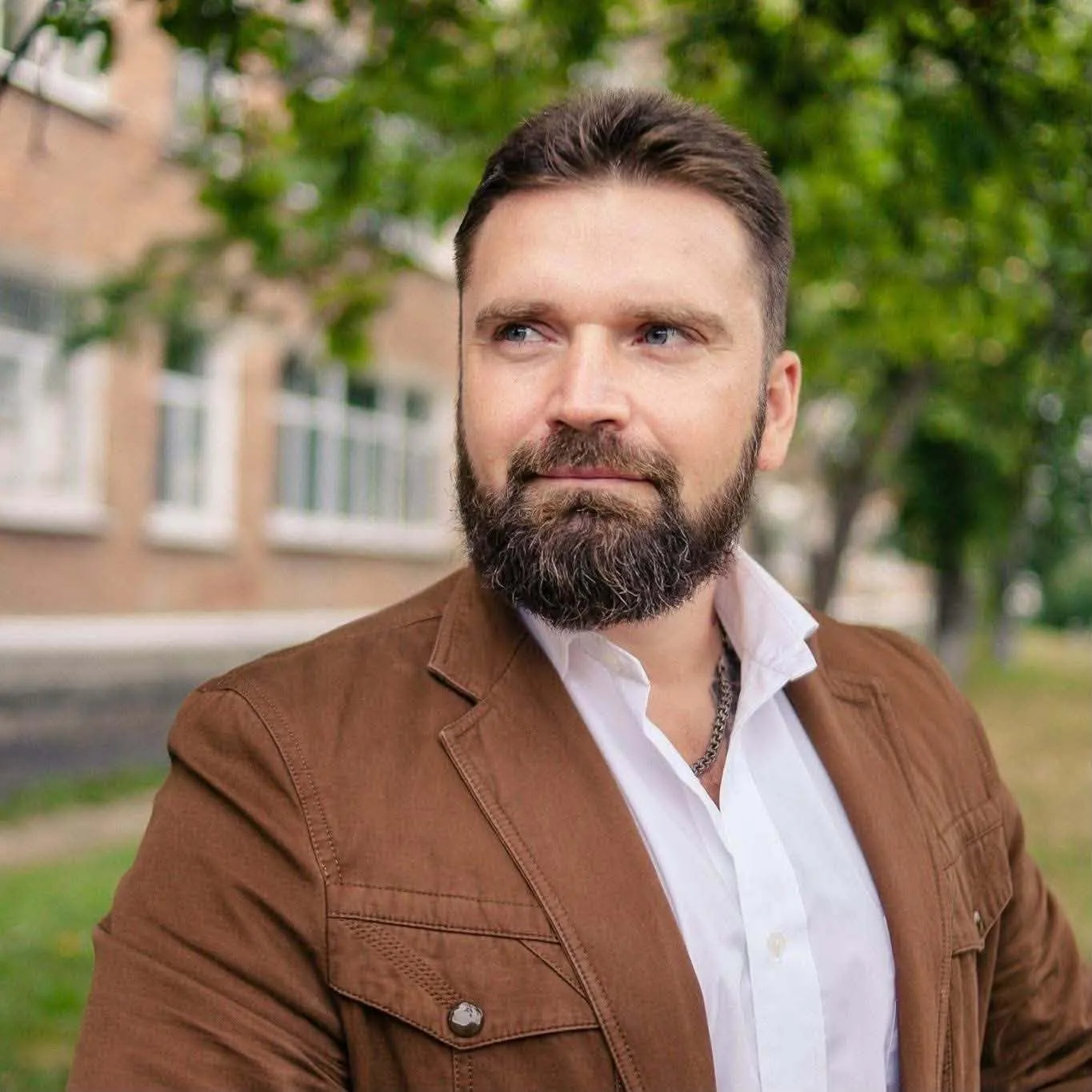 Погибшего вспоминают как профессионала своего дела.