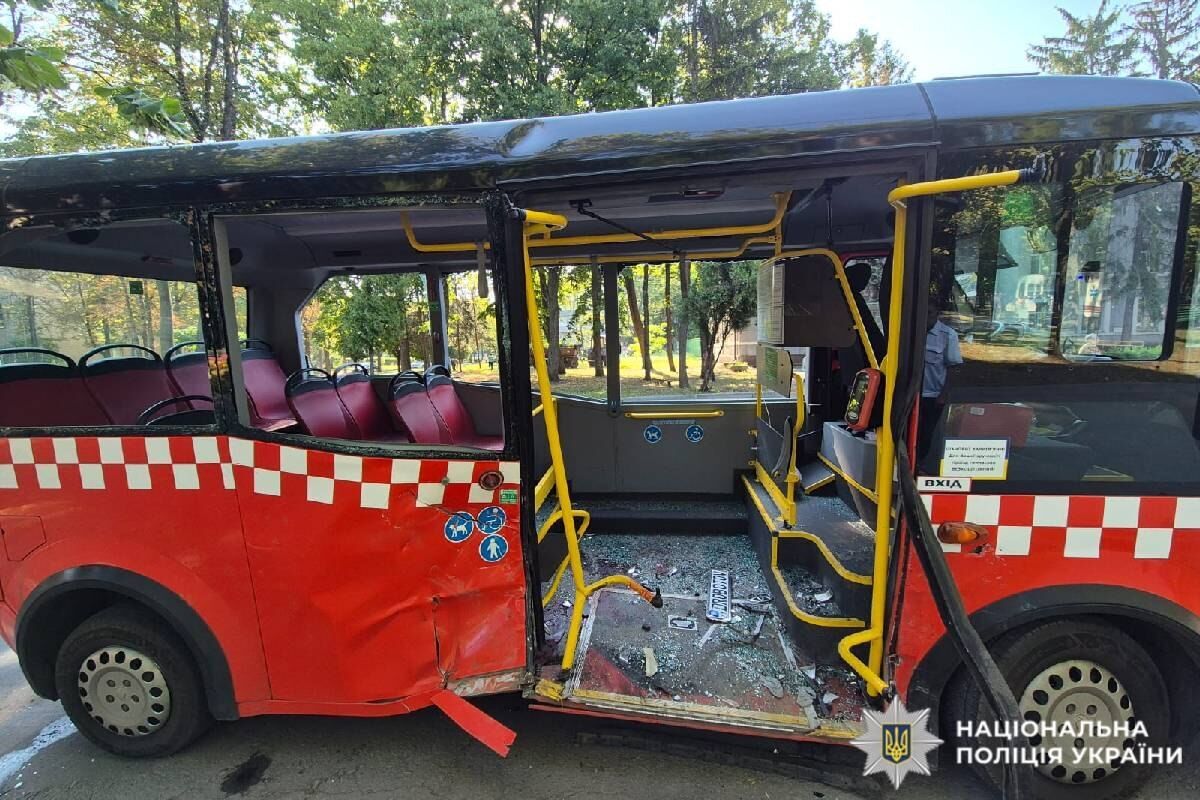 Последствия ДТП в Харькове.