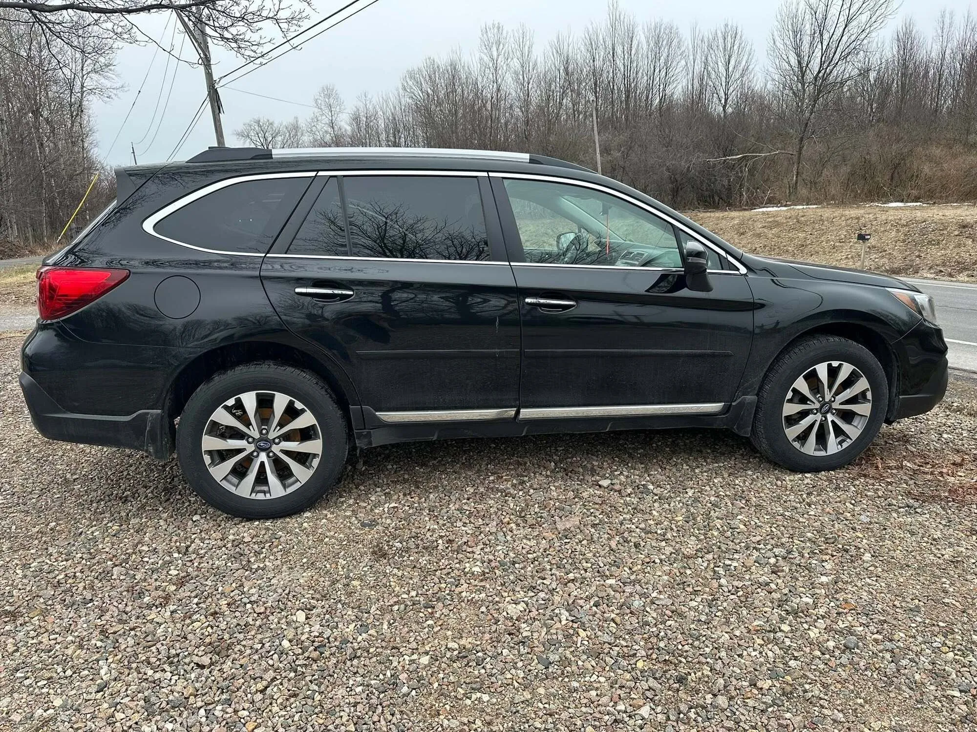 Subaru Outback 2019 року.
