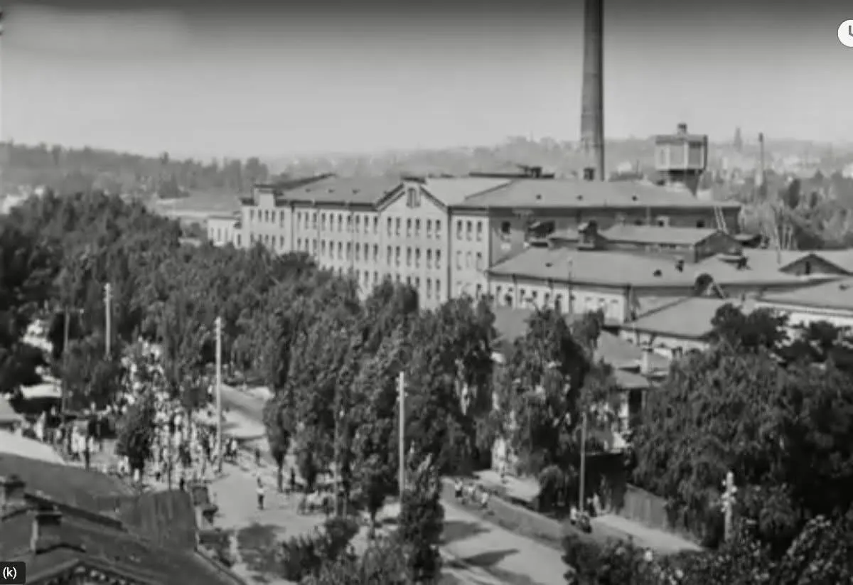 Фабрика "Рошен" рівно сто років тому