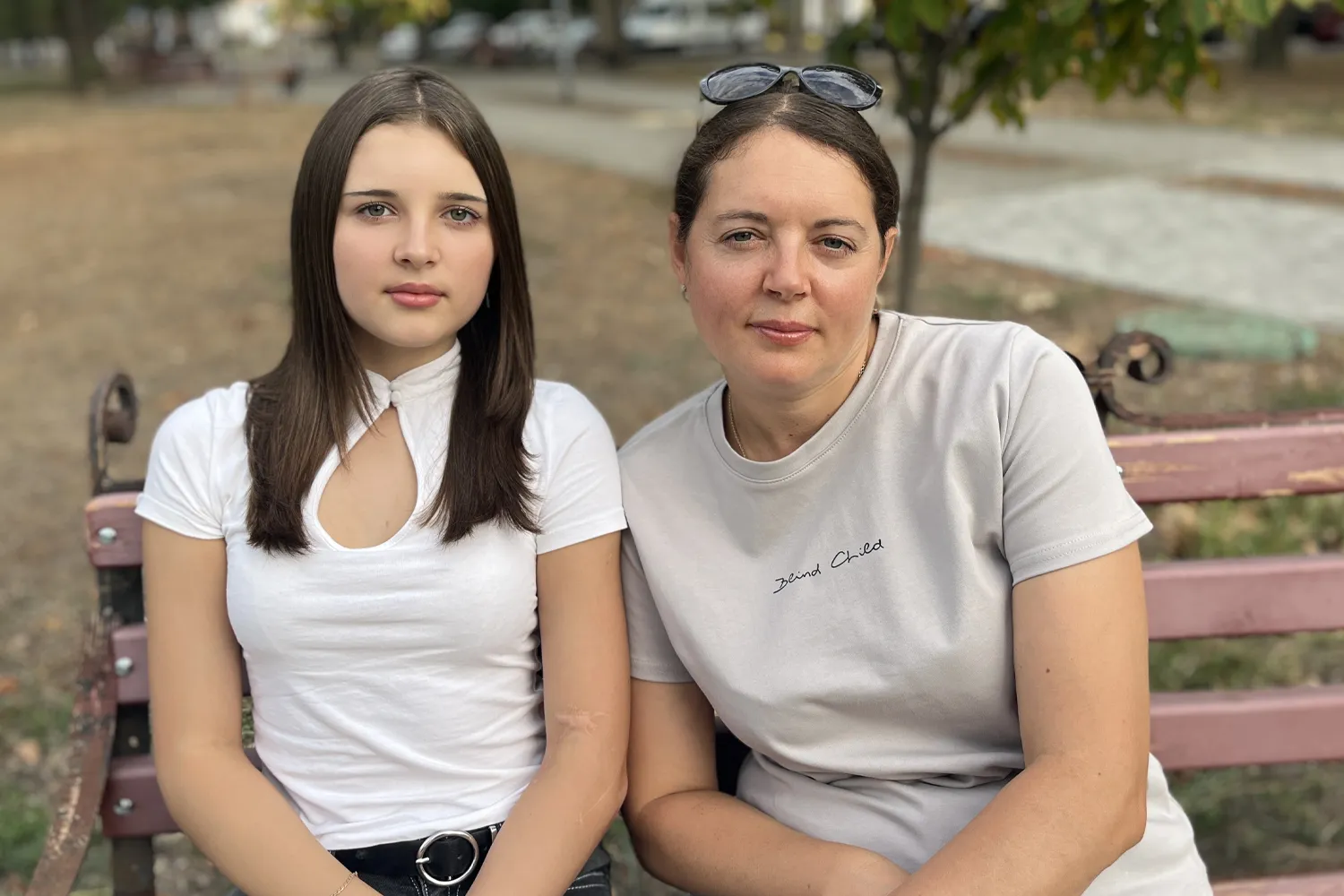 "Мечтаю, чтобы жизнь была нормальной": Фонд Рината Ахметова помог 14-летней Виктории восстановиться после обстрела