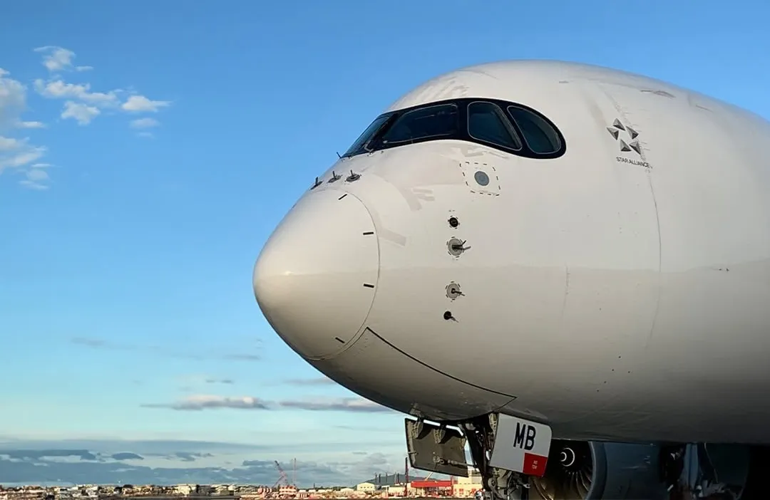 Singapore Airlines.