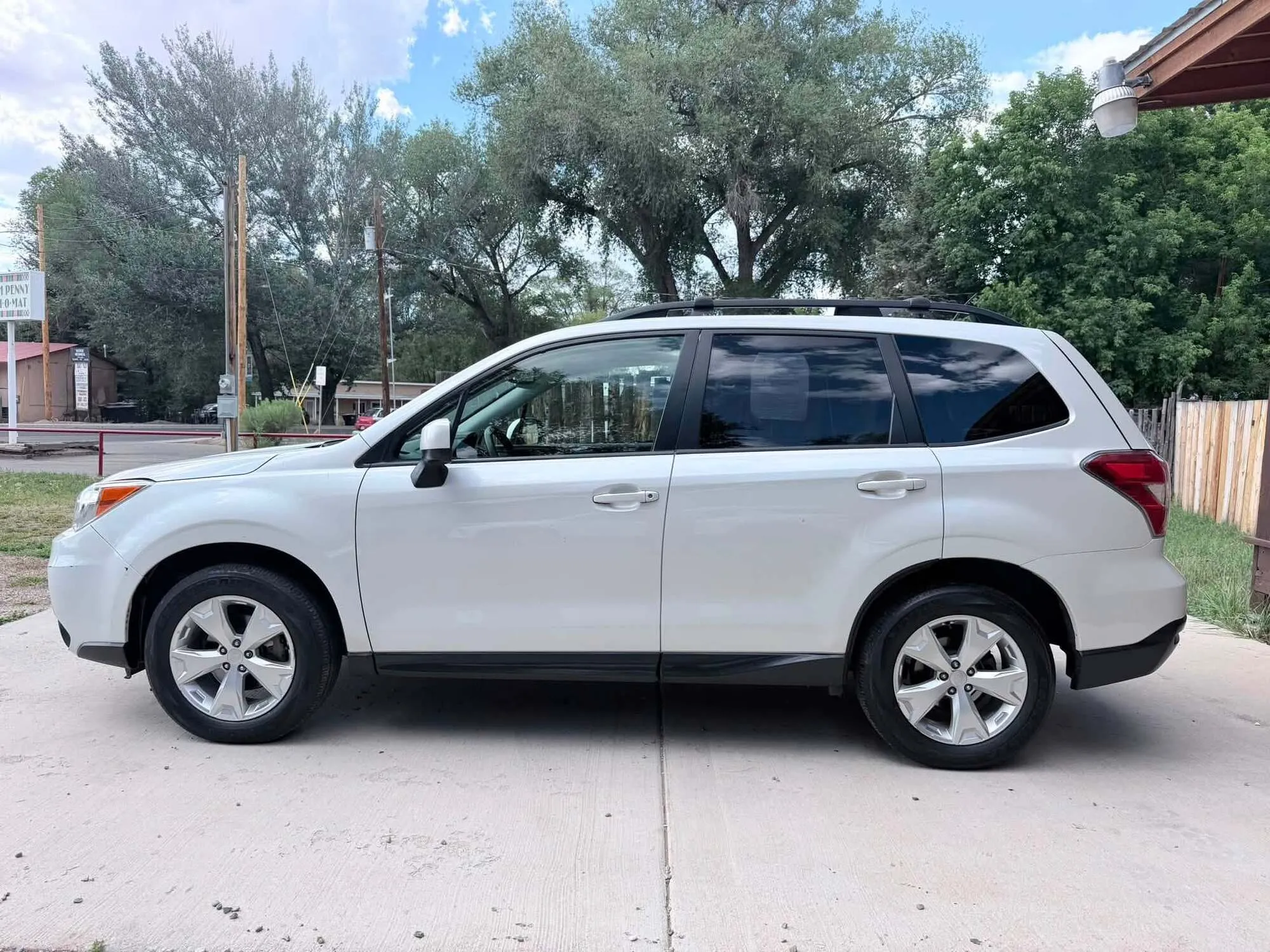 Subaru Forester 2014 року.