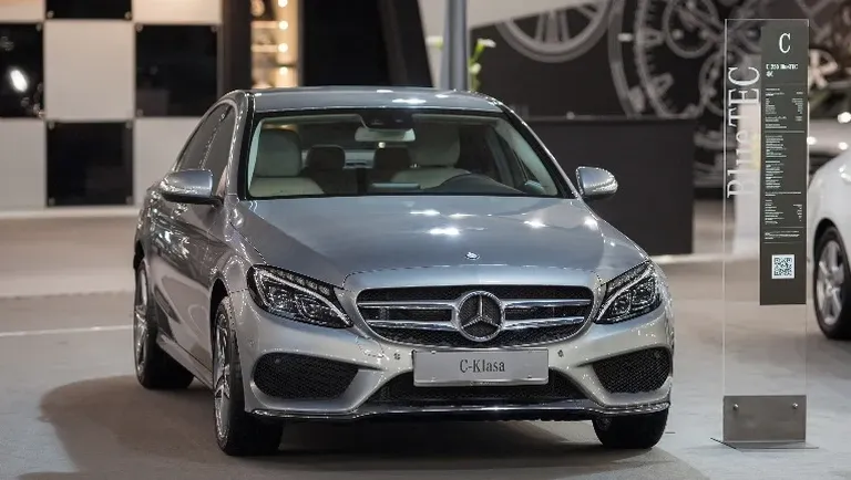 Mercedes-Benz C250 2012 года.