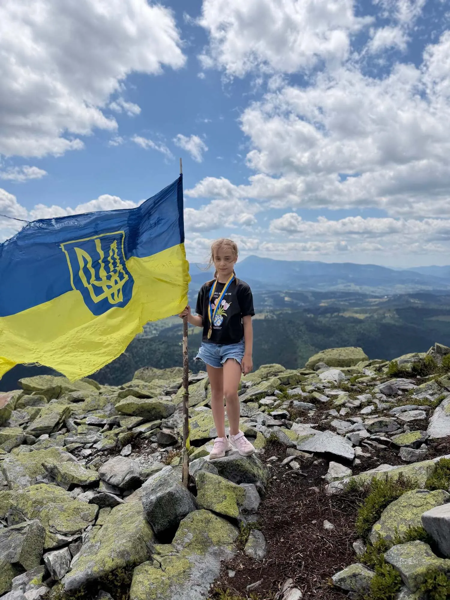 Юна рекордсменка Евеліна Саркісян.