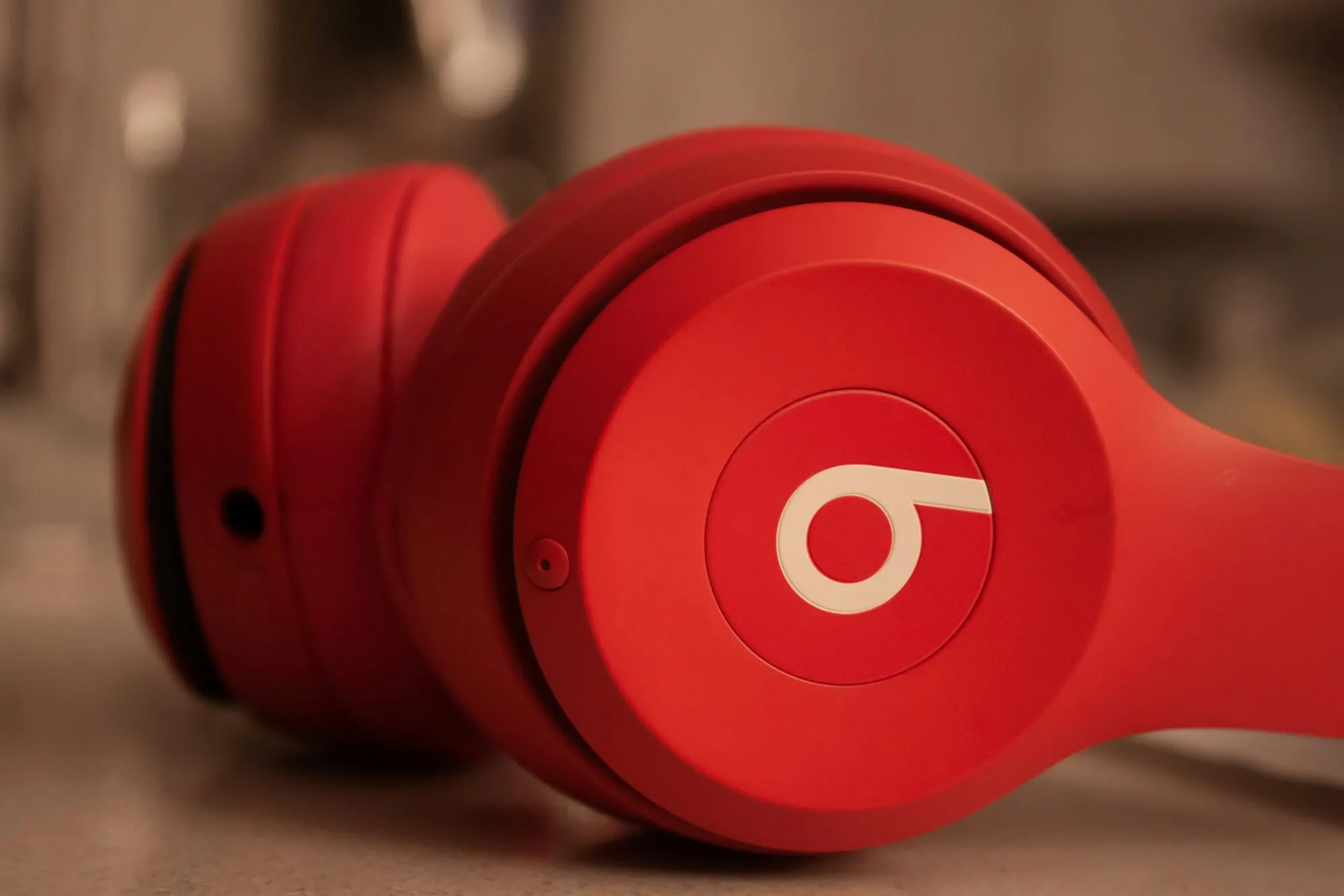 Apple готує до виходу модель Beats 360.