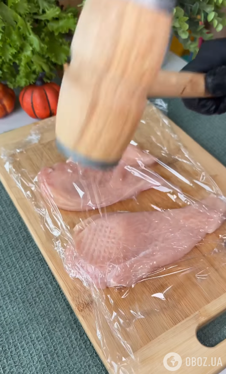 Отбиваем мясо