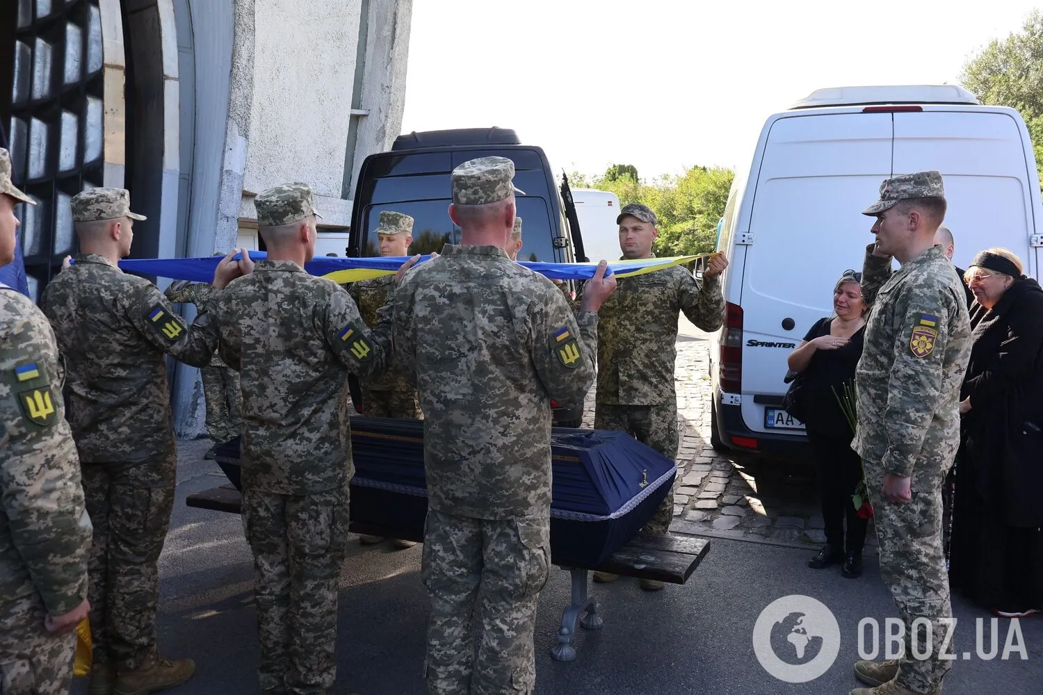 У Києві поховали добровольця, який загинув під Бахмутом