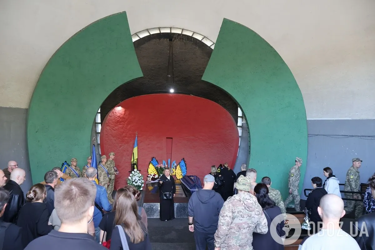 У Києві поховали добровольця, який загинув під Бахмутом