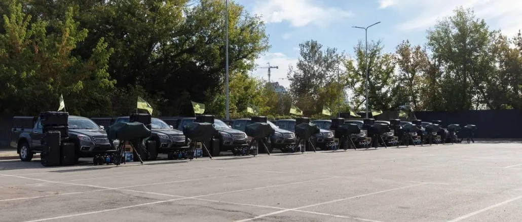 Військові на фронті отримали від Порошенка 10 комплексів "Ай-Петрі"