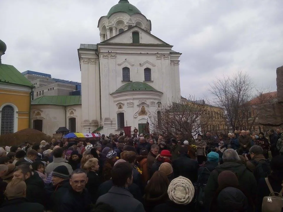 Журналіста поховали на території церкви Миколи Набережного