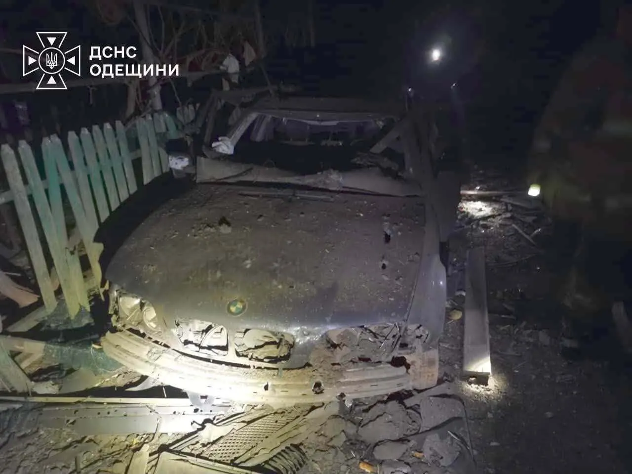 Пожарные ликвидировали все очаги возгорания.
