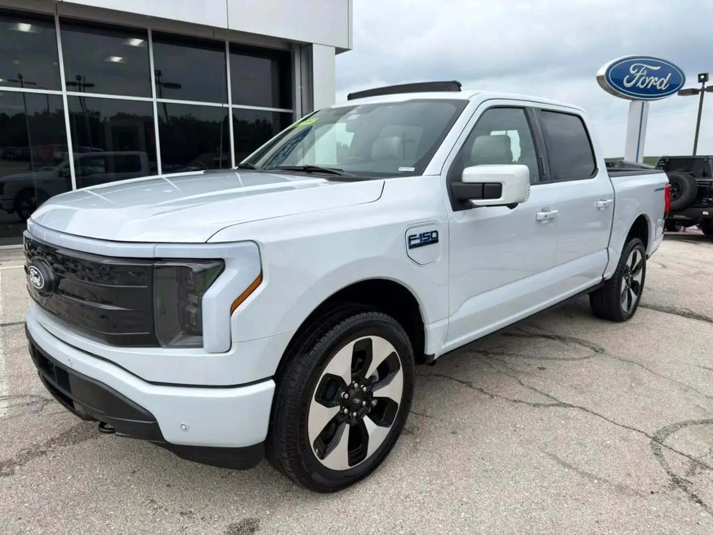 Ford F-150 Lightning.