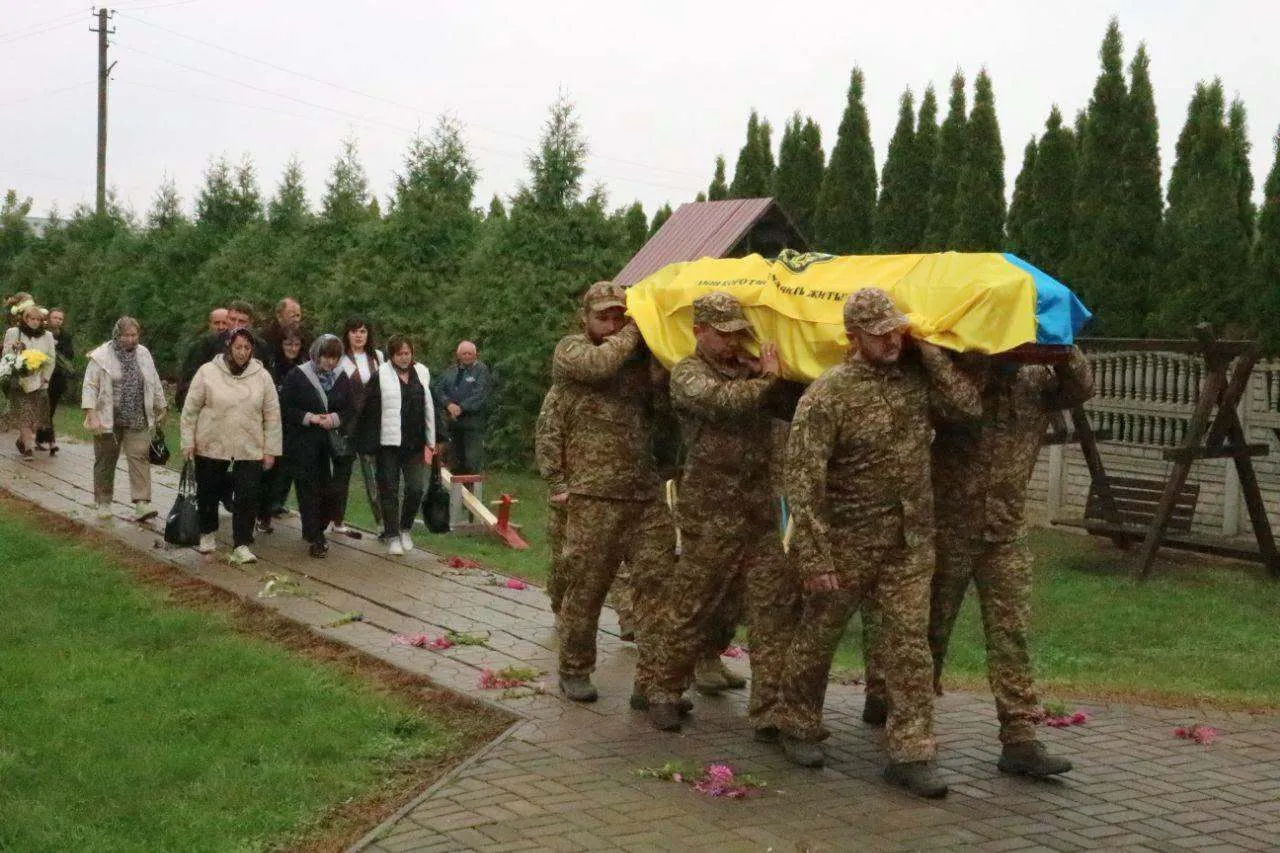 На Волыни простились с Героем Романом Григорьевым