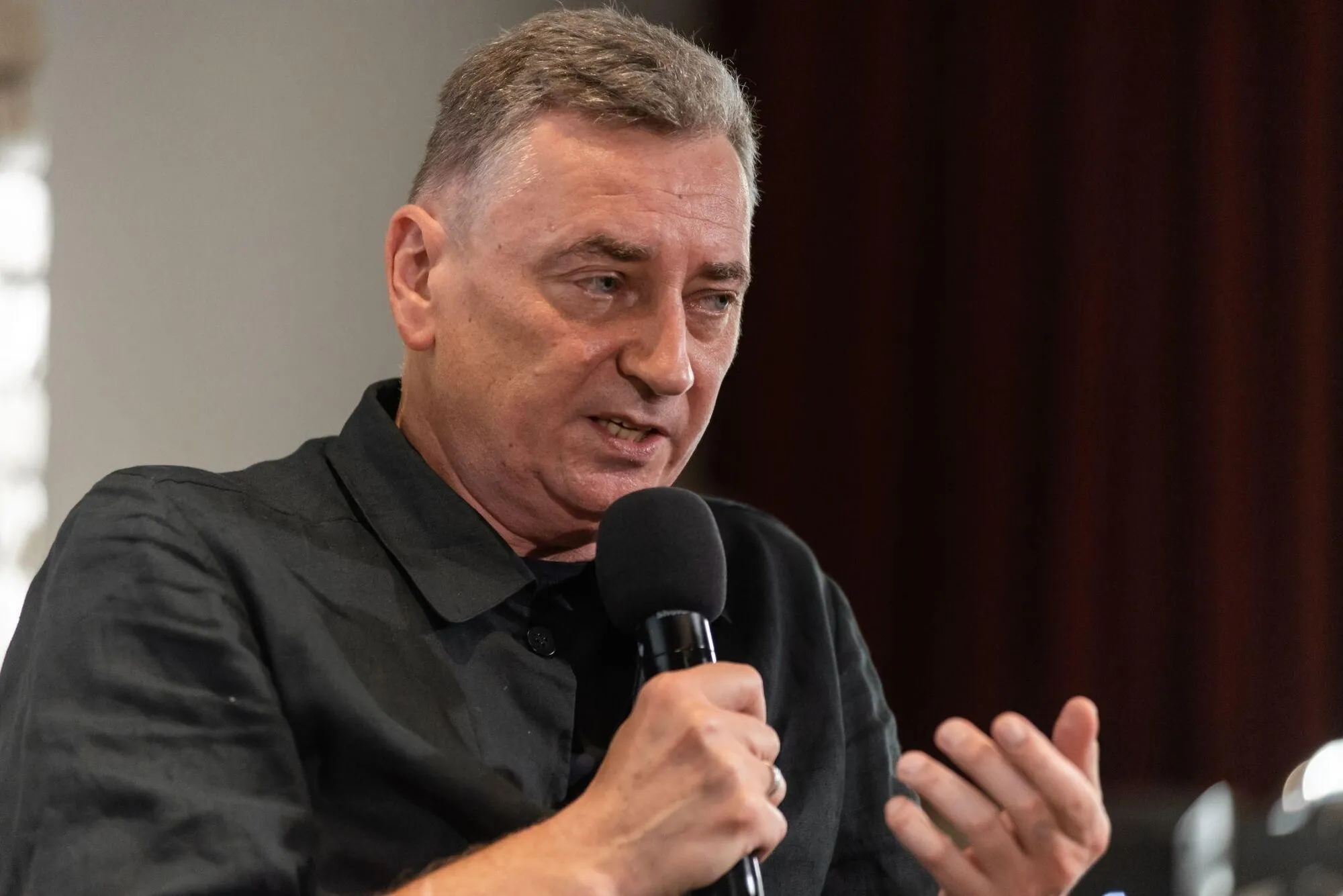 Євген Положій