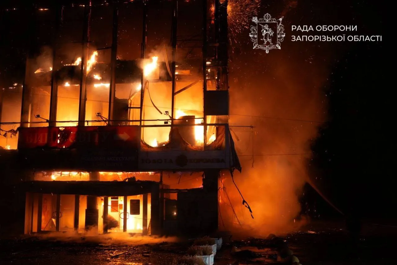 Пожар в торговом центре.