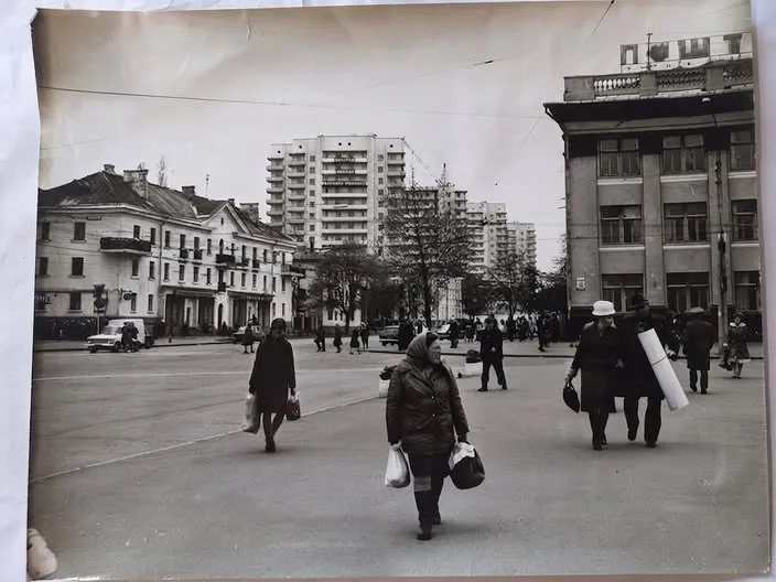 Сучасна вулиця Київська в Чернігові у другій половині 1970-х років.