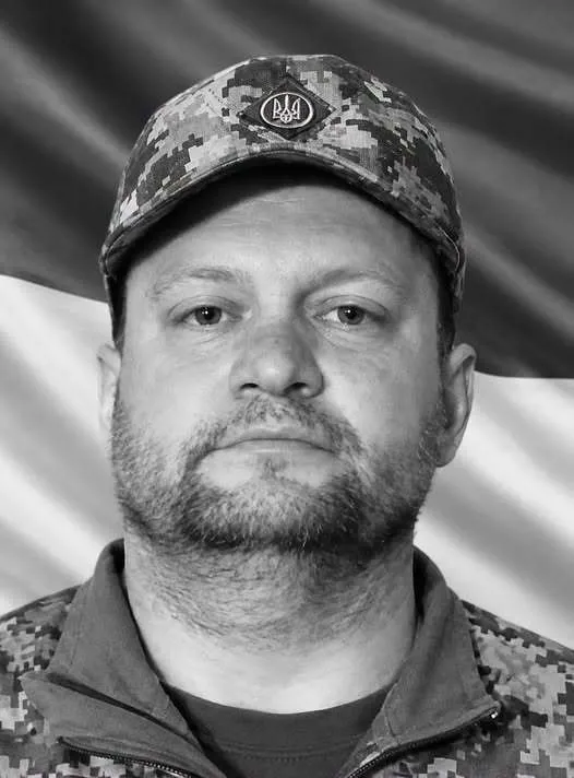 Погиб защитник Украины Ростислав Стражник.