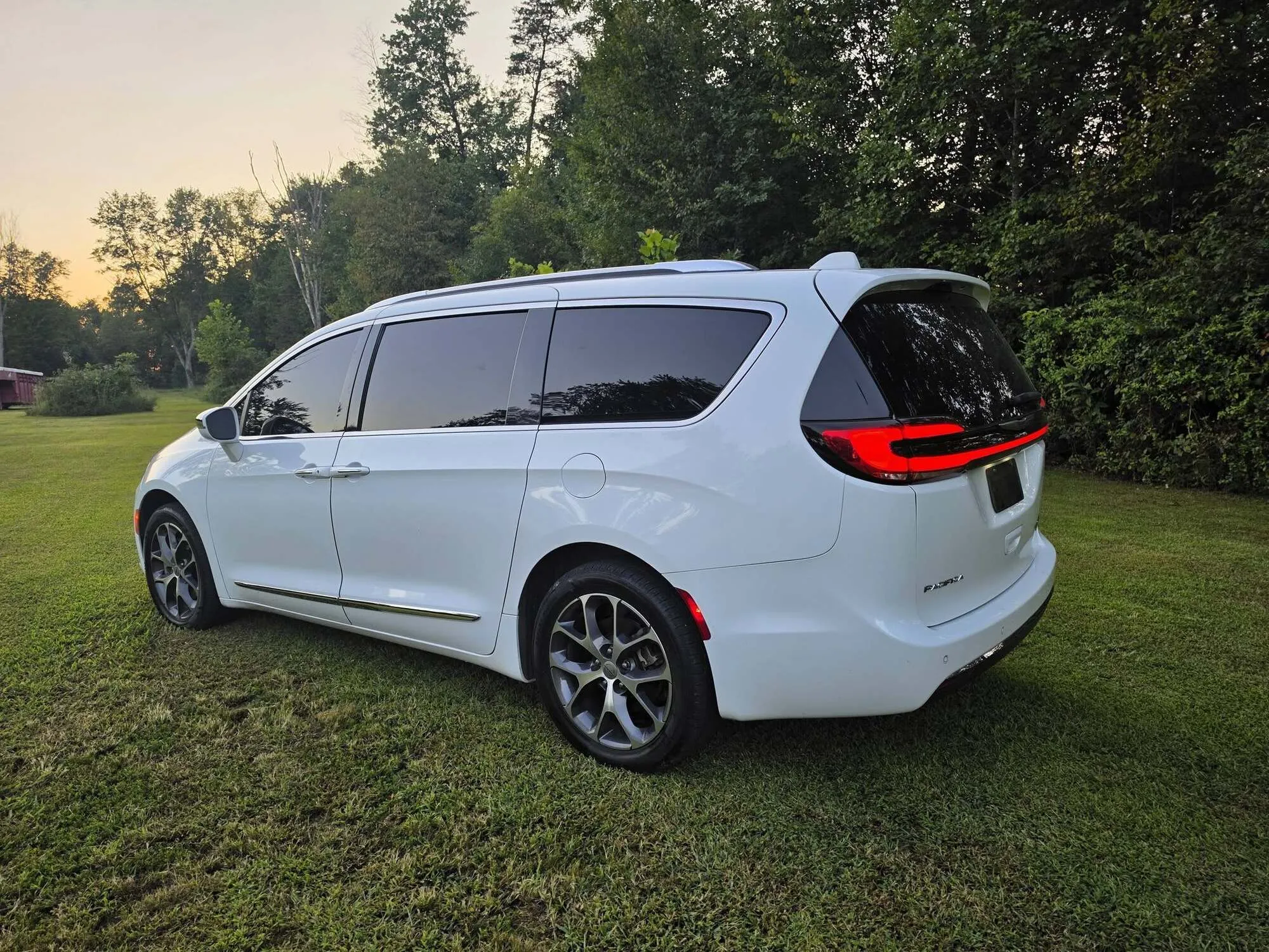 Chrysler Pacifica.