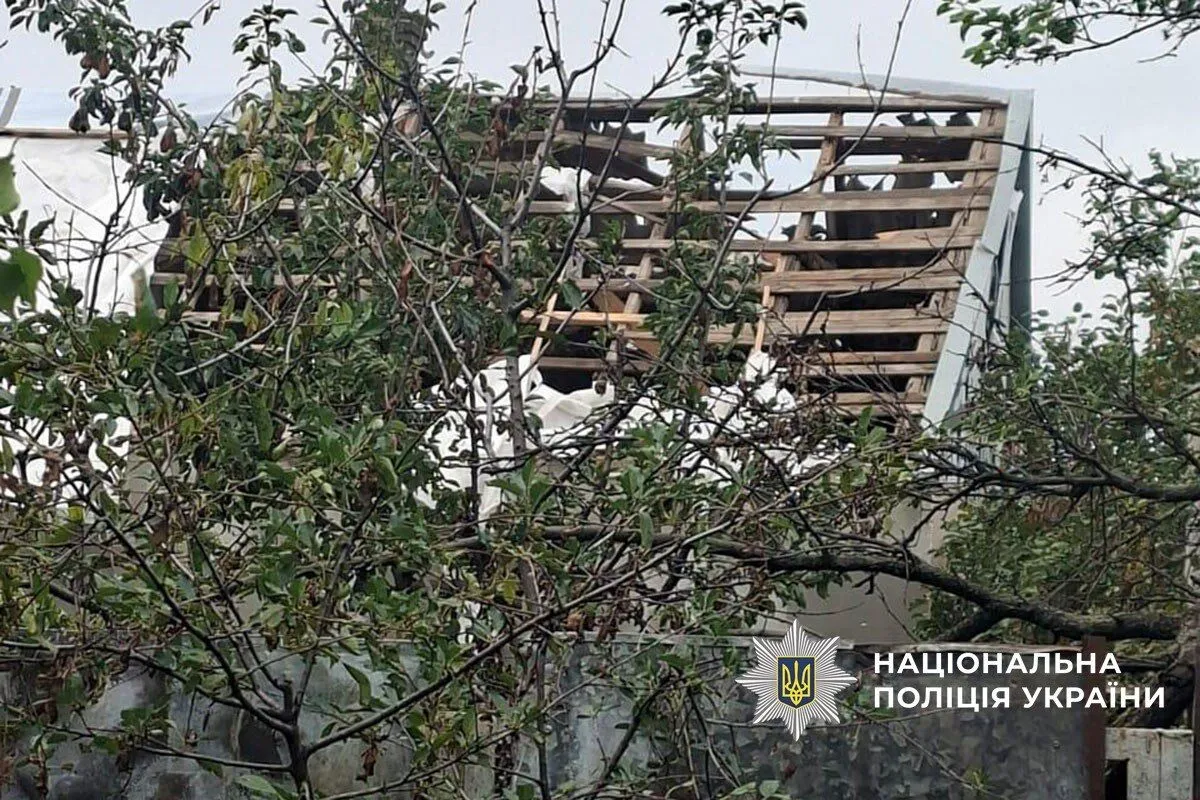 В результате атаки пострадали девять человек.