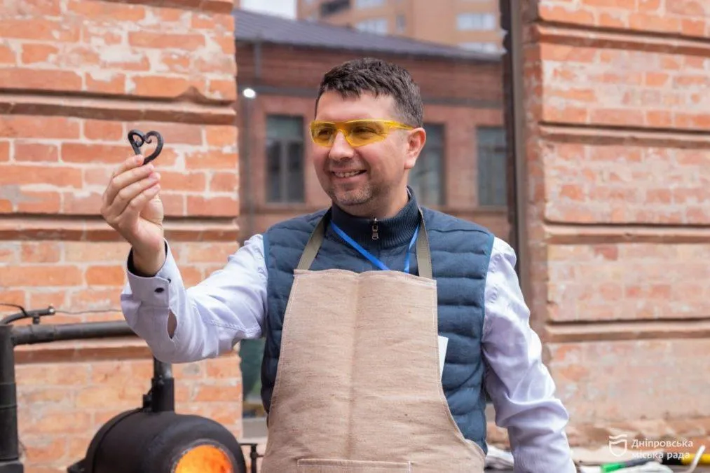 Создание «молодёжной ветви»
